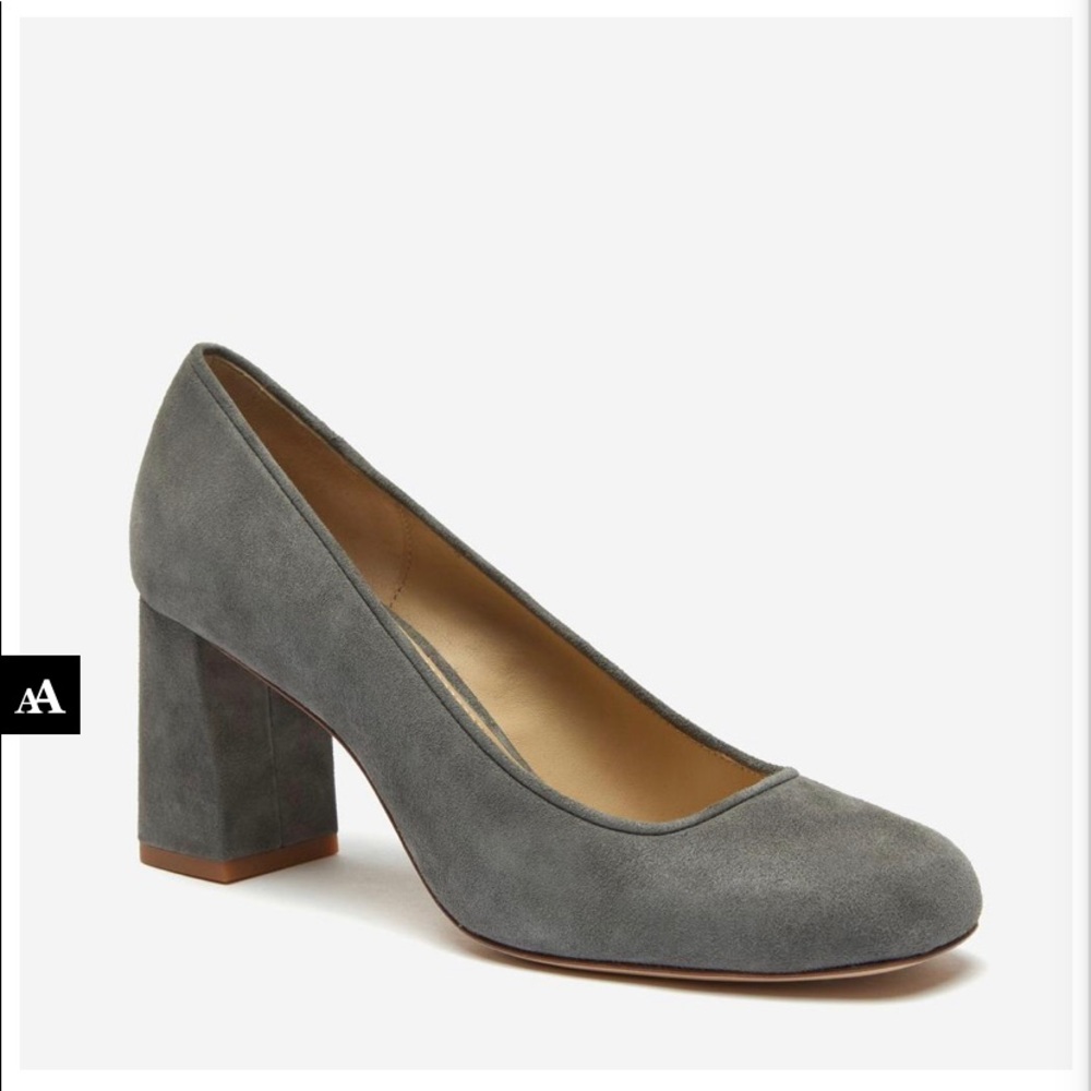 Etienne Aigner Slate Dylan Pump